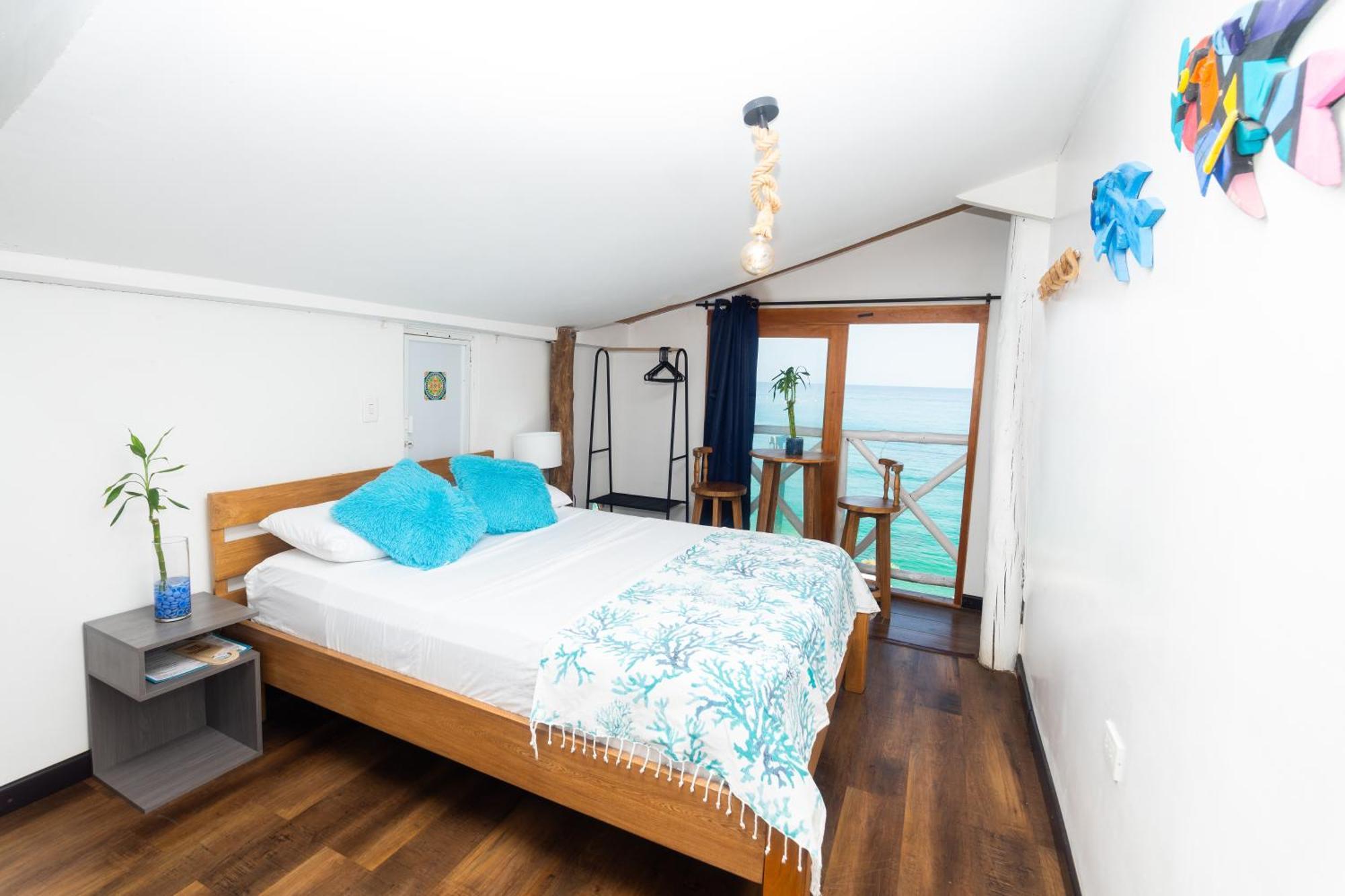 Cristal Blue Baru Hotel Pendales Luaran gambar