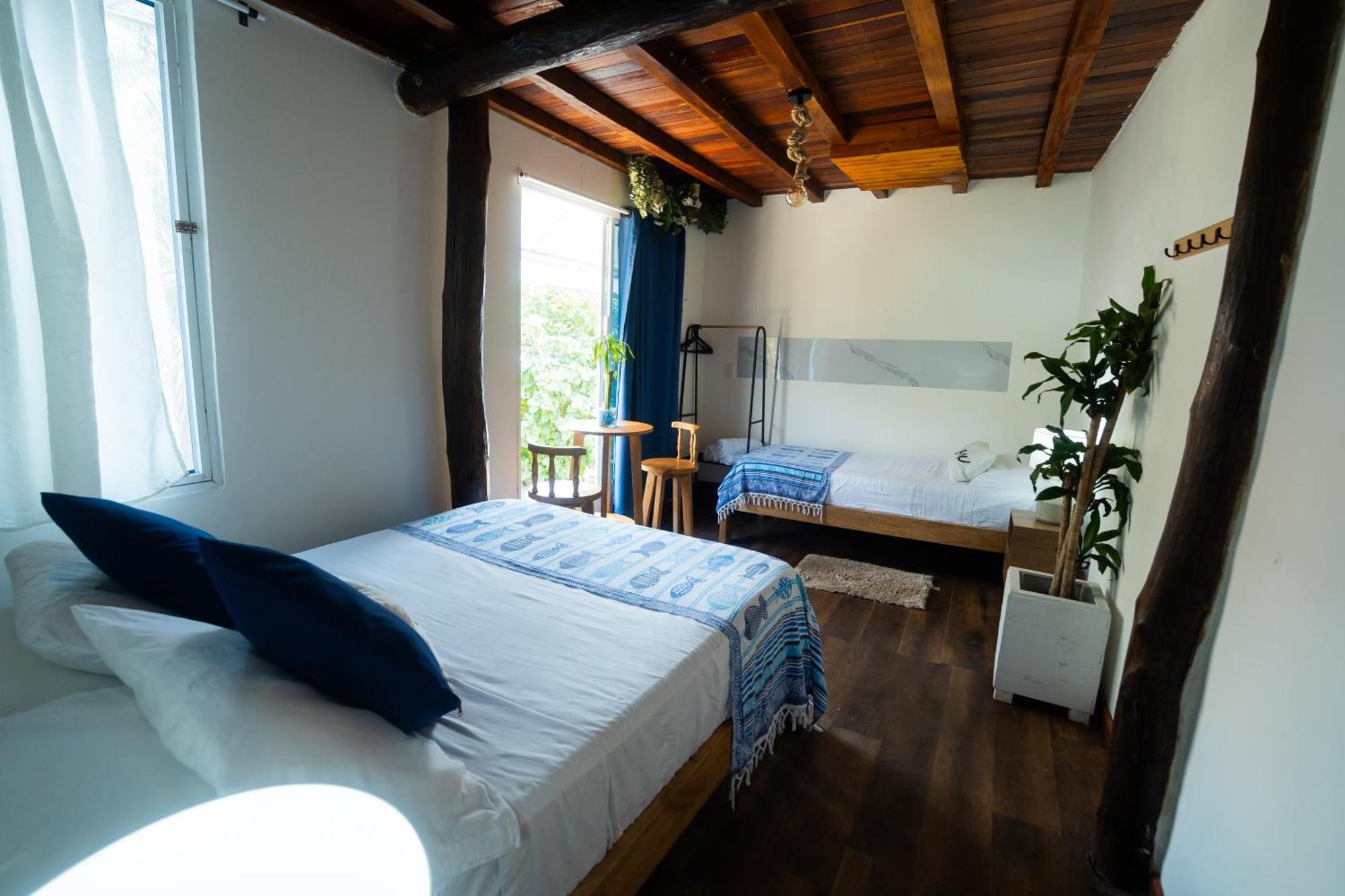 Cristal Blue Baru Hotel Pendales Luaran gambar