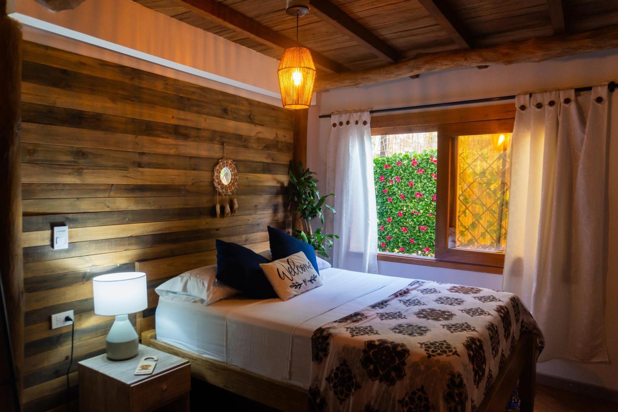 Cristal Blue Baru Hotel Pendales Luaran gambar
