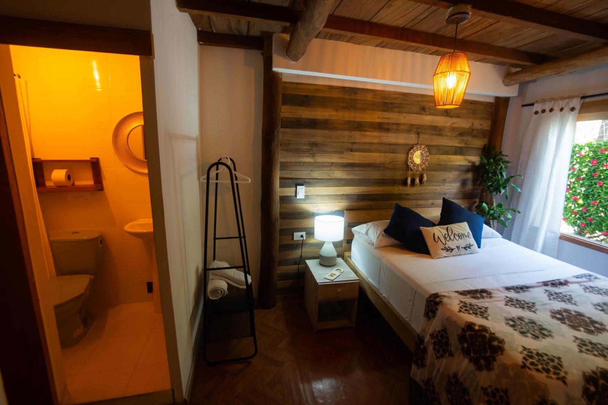 Cristal Blue Baru Hotel Pendales Luaran gambar